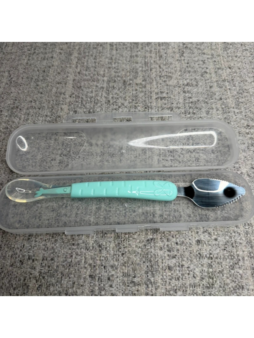 New Baby Feeding Spoon Double Head Fruit Scraper Silicone Training Utensil Case